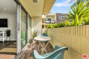 1233 N Laurel Ave, West Hollywood, CA 90046 - Photo 15