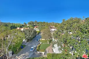9255 Doheny Rd, West Hollywood, CA 90069 - Photo 13