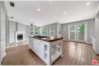 26811 Brookhollow Dr, Valencia, CA 91355 - Photo 27