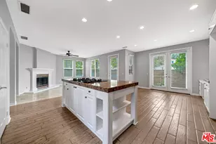 26811 Brookhollow Dr, Valencia, CA 91355 - Photo 27