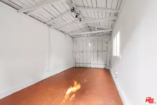 691 Santa Clara Ave, Venice, CA 90291 - Photo 27