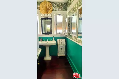 691 Santa Clara Ave, Venice, CA 90291 - Photo 21