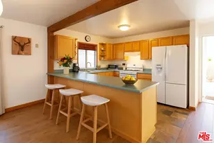 643 Santa Clara Ave, Venice, CA 90291 - Photo 11