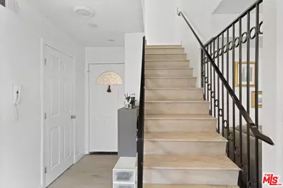 10916 Huston St #102, North Hollywood, CA 91601 - Photo 5