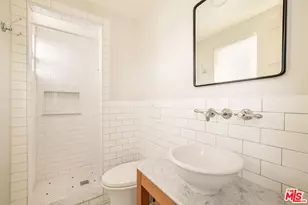 33 Breeze Ave, Venice, CA 90291 - Photo 27