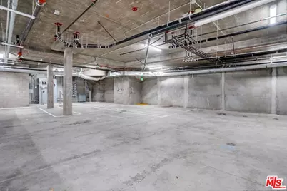 1101 S Bedford St #301, Los Angeles, CA 90035 - Photo 21