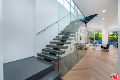 721 N Vista St, Los Angeles, CA 90046 - Photo 13