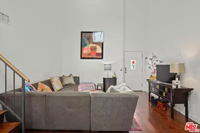 12938 Valleyheart Dr #11, Studio City, CA 91604 - Photo 5