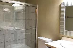 10901 Laurel Canyon Blvd, San Fernando, CA 91340 - Photo 7