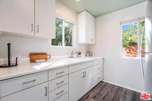 14903 Valley Vista Blvd, Sherman Oaks, CA 91403 - Photo 27