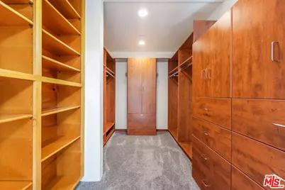 14903 Valley Vista Blvd, Sherman Oaks, CA 91403 - Photo 17