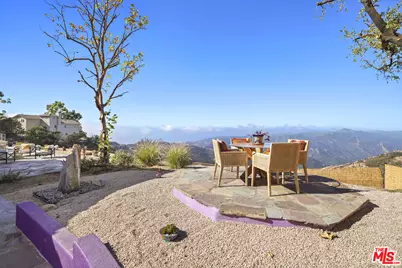 231 Loma Metisse Rd, Malibu, CA 90265 - Photo 53