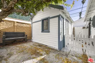 852 Venezia Ave, Venice, CA 90291 - Photo 11