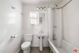 852 Venezia Ave, Venice, CA 90291 - Photo 15