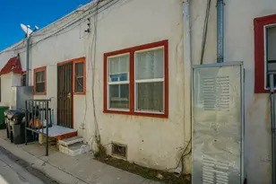 1462 W 53rd St, Los Angeles, CA 90062 - Photo 17