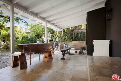 600 S Orange Dr, Los Angeles, CA 90036 - Photo 25