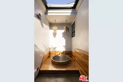 745 Sunset Ave, Venice, CA 90291 - Photo 53