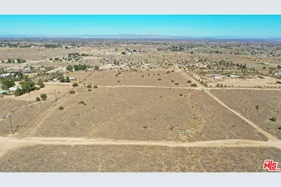 0 Land, Phelan, CA 92371 - Photo 17