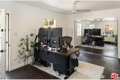 7815 Denivelle Rd, Sunland, CA 91040 - Photo 17