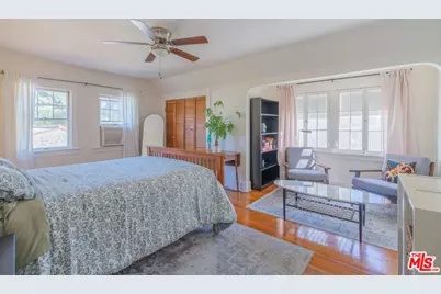 149 N Van Ness Ave, Los Angeles, CA 90004 - Photo 23