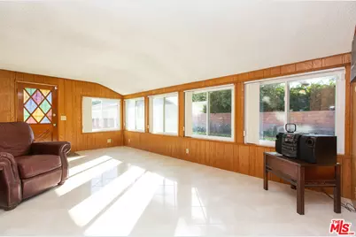 137 N Burnaby Ave, Glendora, CA 91741 - Photo 21