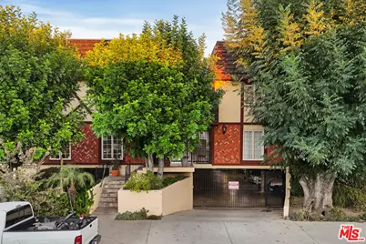 7422 Hazeltine Ave #7, Van Nuys, CA 91405 - Photo 1