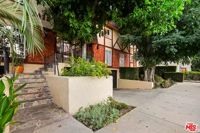 7422 Hazeltine Ave #7, Van Nuys, CA 91405 - Photo 31