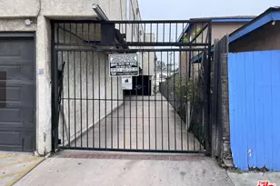 560 W 4th St, San Pedro, CA 90731 - Photo 9