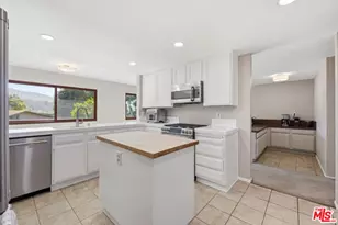 1320 Nonchalant Dr, Simi Valley, CA 93065 - Photo 27