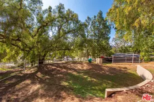 1320 Nonchalant Dr, Simi Valley, CA 93065 - Photo 41