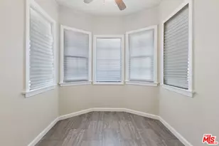 1424 W 94th Pl, Los Angeles, CA 90047 - Photo 17