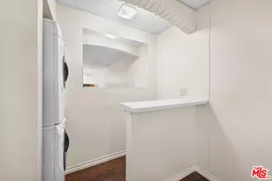 21219 Roscoe Blvd, Canoga Park, CA 91304 - Photo 9