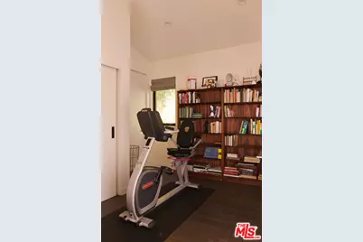 8951 St Ives Dr, West Hollywood, CA 90069 - Photo 41
