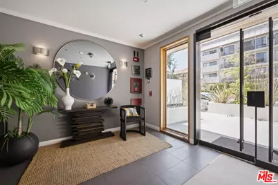 132 N Swall Dr #101, Los Angeles, CA 90048 - Photo 19