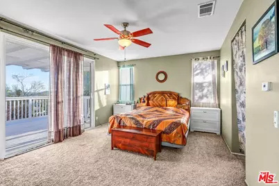 24383 Topacio Ct, Wildomar, CA 92595 - Photo 21