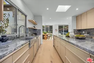 1836 Loma Vista Dr, Beverly Hills, CA 90210 - Photo 13