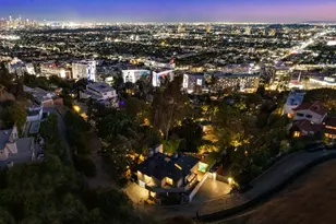 8540 Hedges Way, Los Angeles, CA 90069 - Photo 27