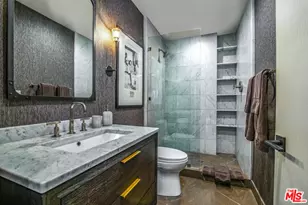 8572 Hillside Ave, Los Angeles, CA 90069 - Photo 15