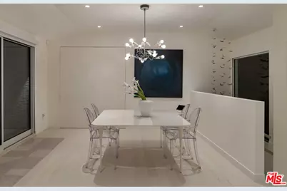 9422 Readcrest Dr, Beverly Hills, CA 90210 - Photo 33