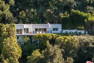 9422 Readcrest Dr, Beverly Hills, CA 90210 - Photo 3