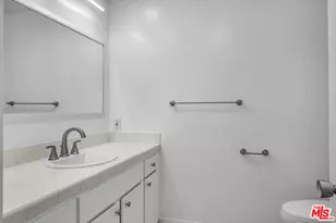 2160 Century Park, Los Angeles, CA 90067 - Photo 17