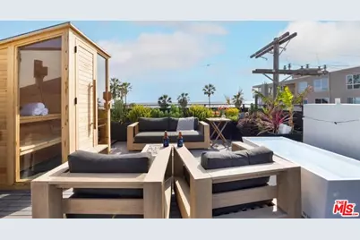 17 N Venice Blvd, Venice, CA 90291 - Photo 17