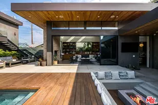 1385 Palms Blvd, Venice, CA 90291 - Photo 25