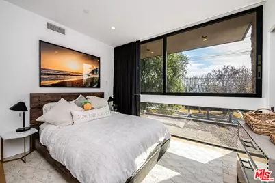1385 Palms Blvd, Venice, CA 90291 - Photo 19