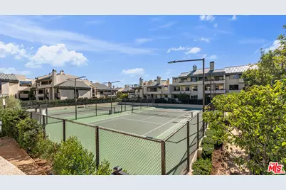 2392 Century Hill, Los Angeles, CA 90067 - Photo 27