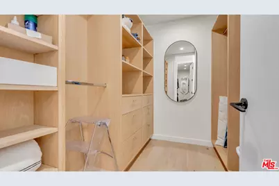 2392 Century Hill, Los Angeles, CA 90067 - Photo 17