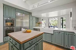 6052 Merritt Dr, Malibu, CA 90265 - Photo 13