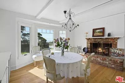 6052 Merritt Dr, Malibu, CA 90265 - Photo 17