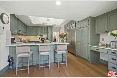 6052 Merritt Dr, Malibu, CA 90265 - Photo 17