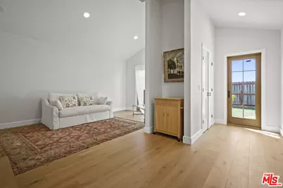 6052 Merritt Dr, Malibu, CA 90265 - Photo 47